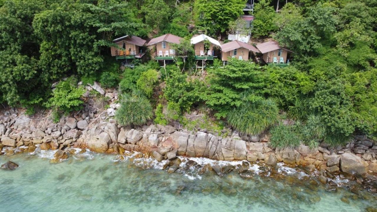 Phi Phi Seaside Bungalow Exterior photo
