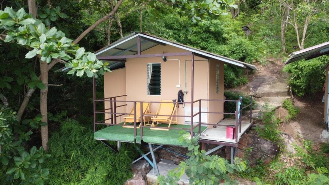 Phi Phi Seaside Bungalow Exterior photo
