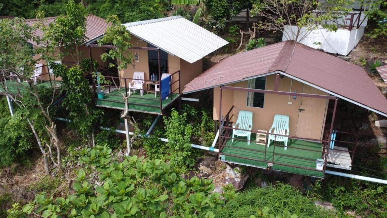 Phi Phi Seaside Bungalow Exterior photo
